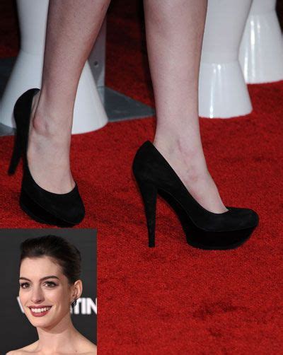 anne hathaway shoe size