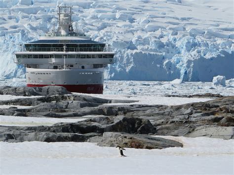 antarctica cruises 2014
