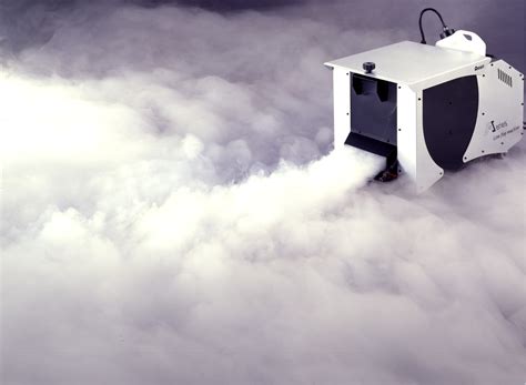 Antari Low Fog Machine