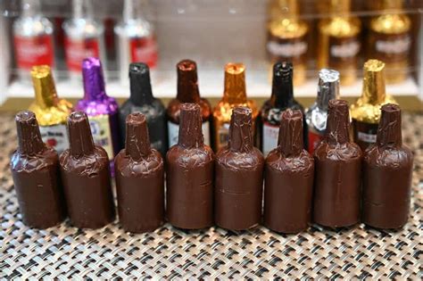 Anthon Berg Chocolate Liqueur Bottles Chocolate liqueur, Chocolate