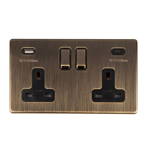 Antique Brass Plug Sockets With Usb