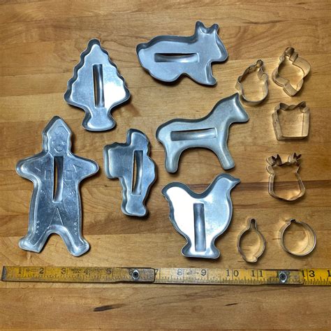 antique cookie cutters and prices