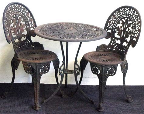 Garden furniture set table & 2 chairs antique style wrought iron