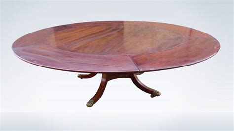 Madison County Vintage Black Extendable Round Dining Table 1StopBedrooms.