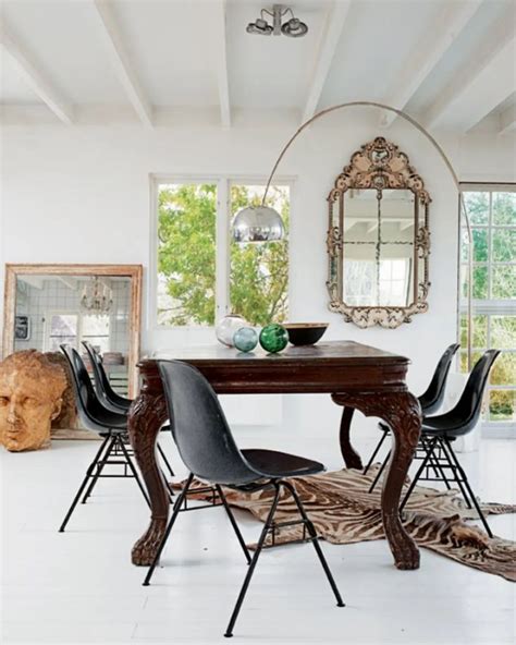 25 Ways To Match An Antique Table And Modern Chairs DigsDigs