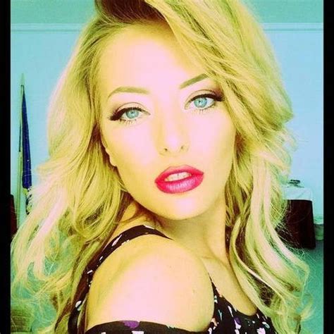 antoniamackenzie erome