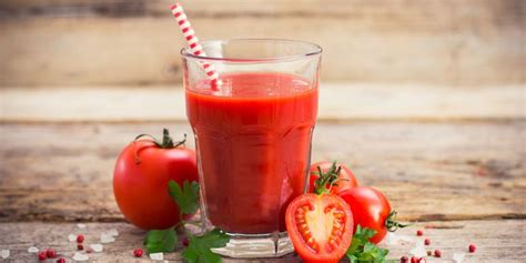 Temukan Manfaat Jus Tomat yang Jarang Diketahui