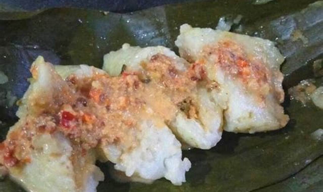 Lontong, Rahasia Kuliner Indonesia yang Bikin Nagih