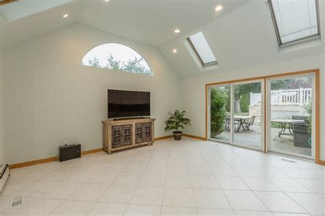 Apartment Complexes Commack