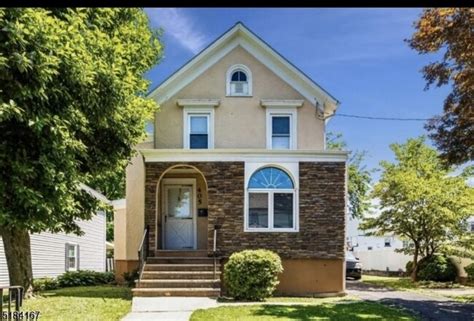 Apartment In Roselle