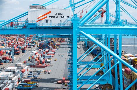 apm terminal new york container tracking