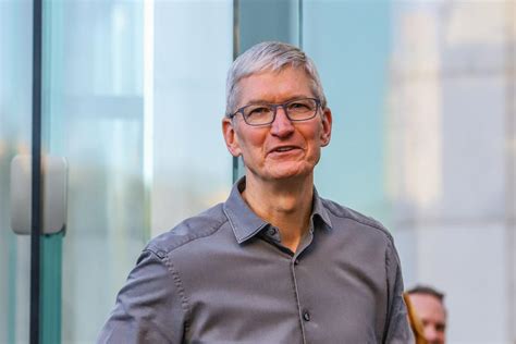 apple ceo tim cook education