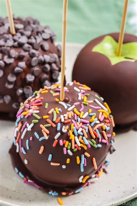 apple chocolate covered