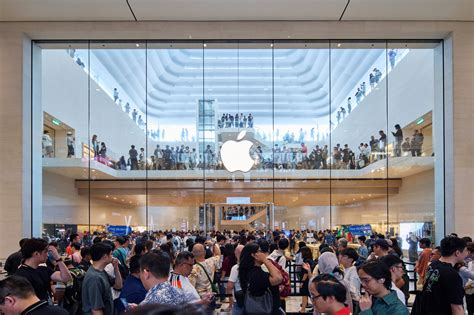 apple service centre kuala lumpur