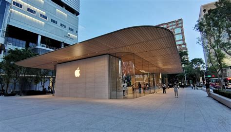 apple store trx malaysia