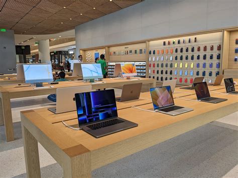 apple trade-in in store
