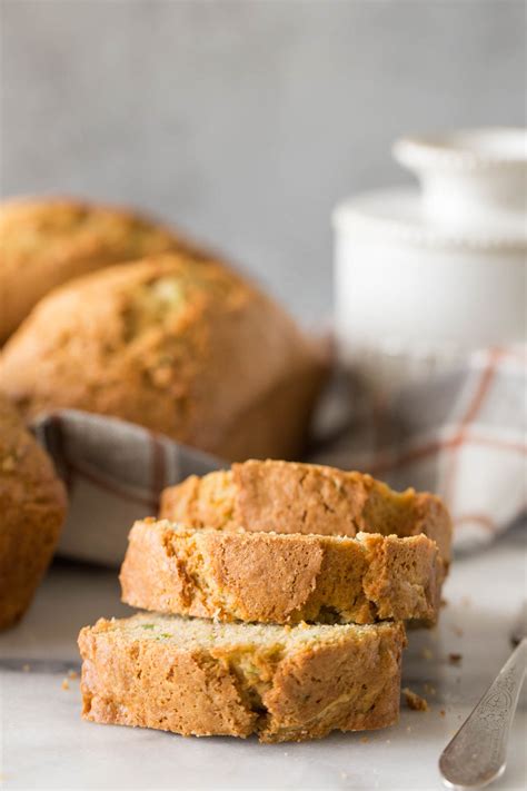 Applesauce In Zucchini Bread