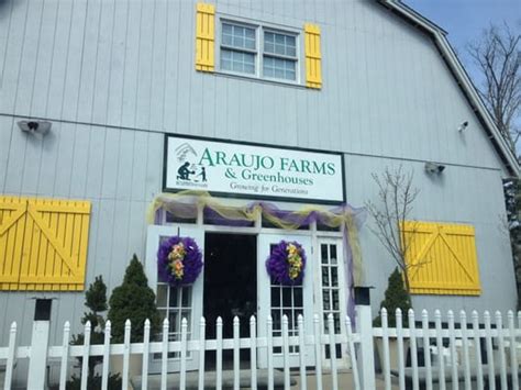 araujo farms hours