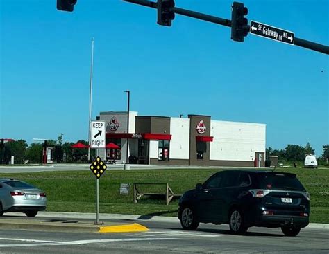 Frosty! Food, Favorite desserts, Fast food