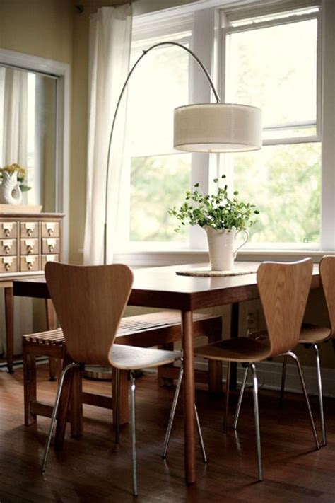 arc lamp over dining table