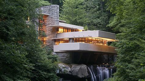 Architect Lloyd Wright