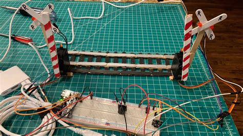 Arduino Model Railroad Signals