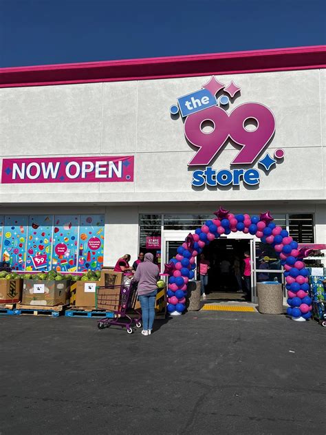 are 99 cent stores still open today