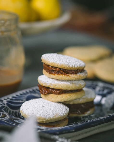 are alfajores cookies