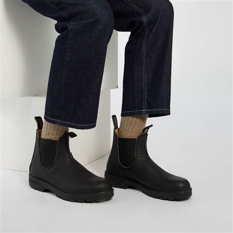 are blundstones chelsea boots