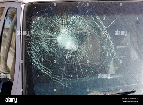 Are Cracked Windshields Illegal