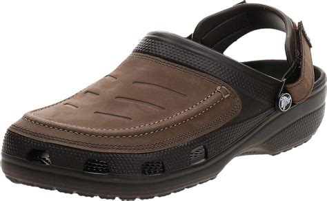 are crocs men's clogs