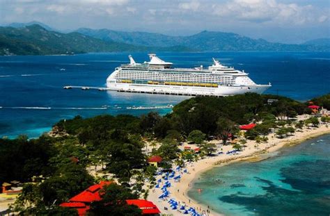 are cruise ships going to haiti