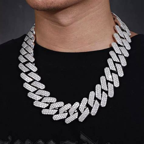 Are Cuban Link Chains Heavy