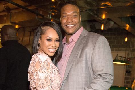 are monique and chris samuels still married