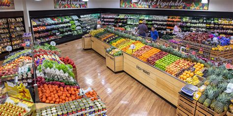 are supermarkets open on australia day