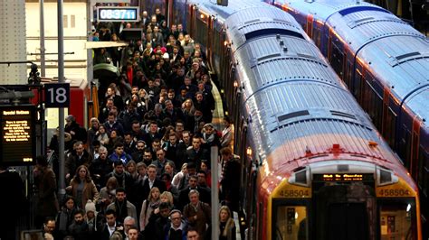 are trains on strike today in london