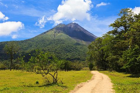 arenal volcano national park tours