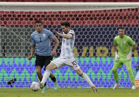 argentina vs uruguay 4-0