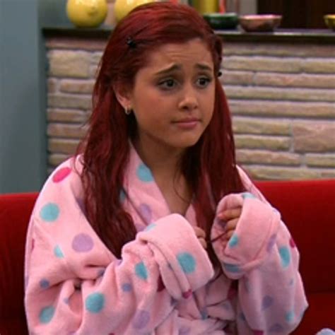 ariana grande age in victorious