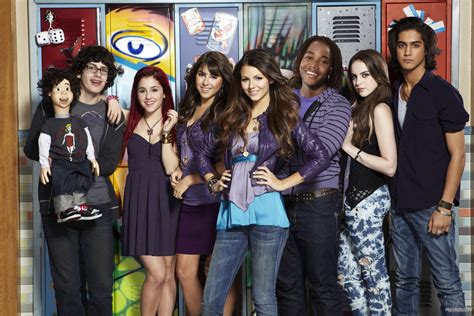 ariana grande victorious cast