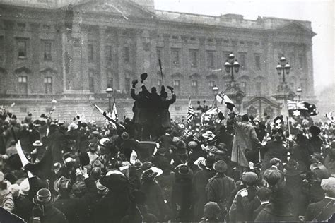 armistice day 1918 images