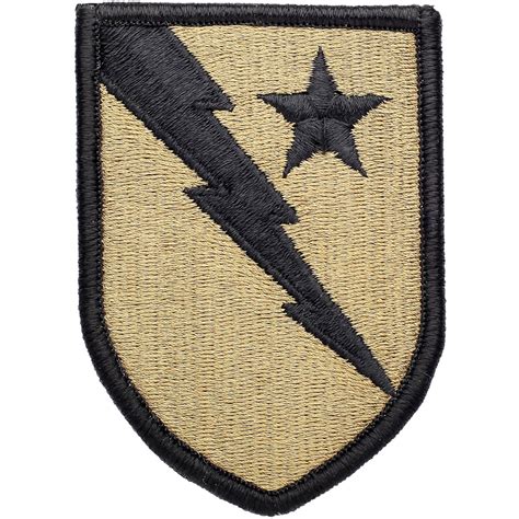army velcro patches position