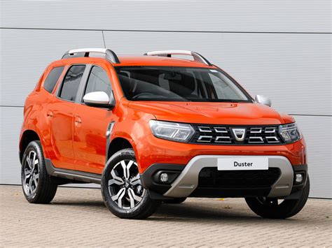 arnold clark used dacia duster