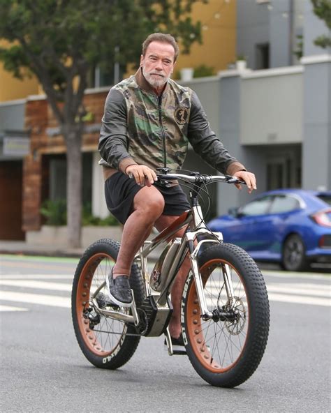 arnold schwarzenegger on bike