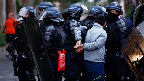 arrests after riots in france covid-19
