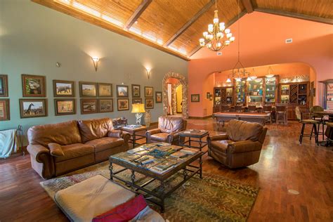 Arrowhead Ranch Amenities