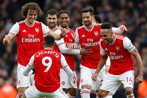 arsenal news now today latest squad news