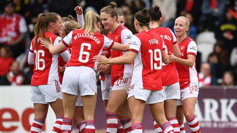 arsenal women vs tottenham women score