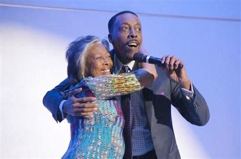 arsenio hall mom age