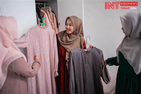 38 Inspirasi Fitting Baju Pengantin Muslimah Ragam Muslim